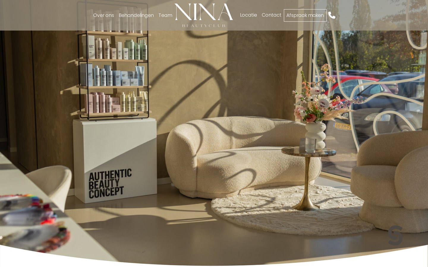 Case Nina Beautyclub door SKEELUP